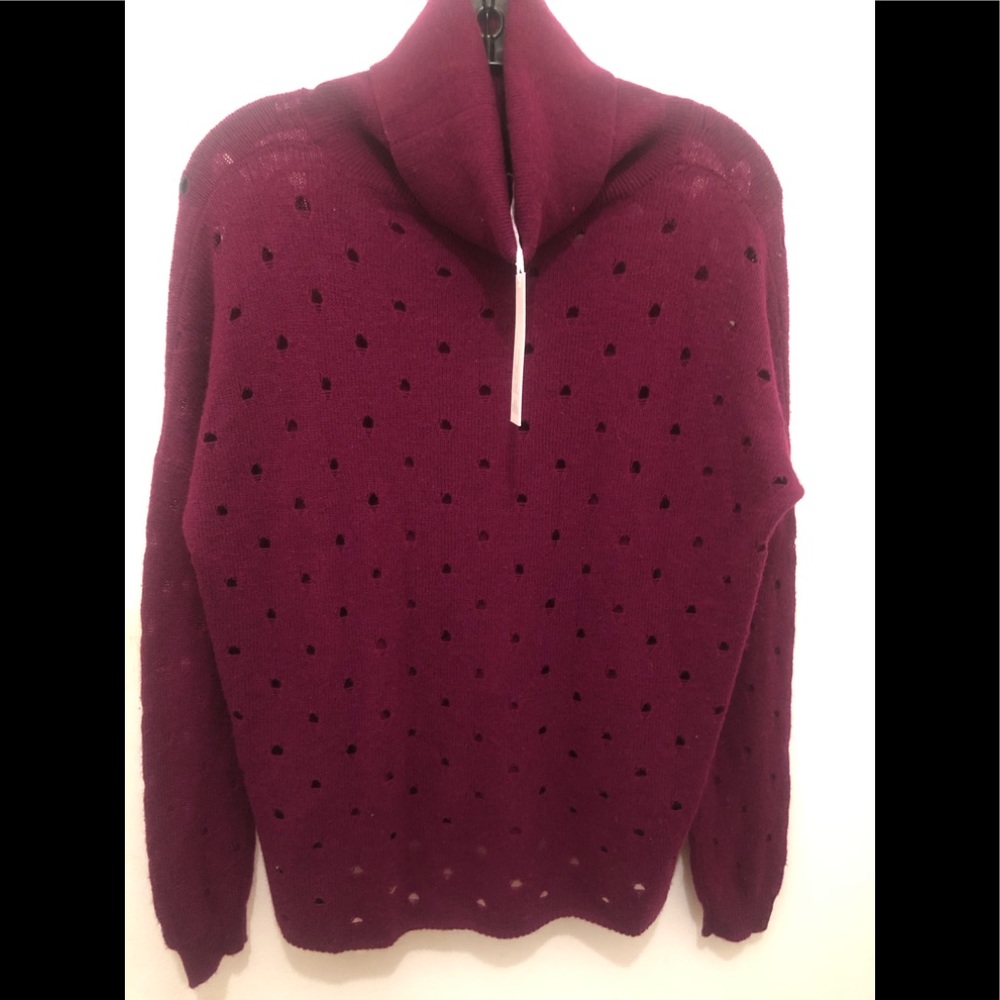 KOKUN MAGENTA CASHMERE PERFORATED TURTLENECK